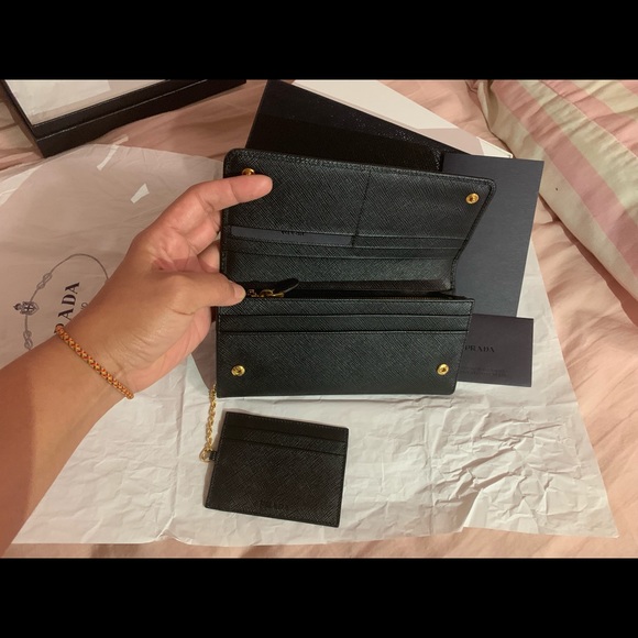 Prada Leather wallet ( Black) - Picture 4 of 8